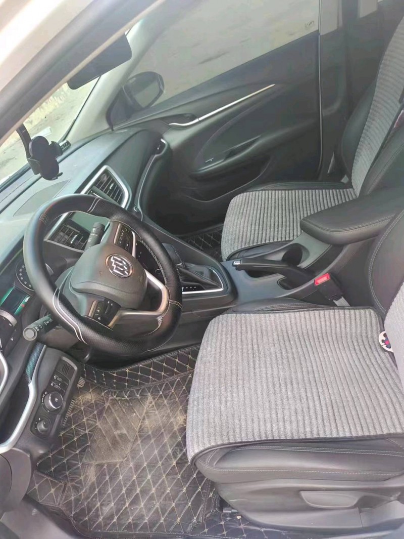 邢台21年别克英朗9