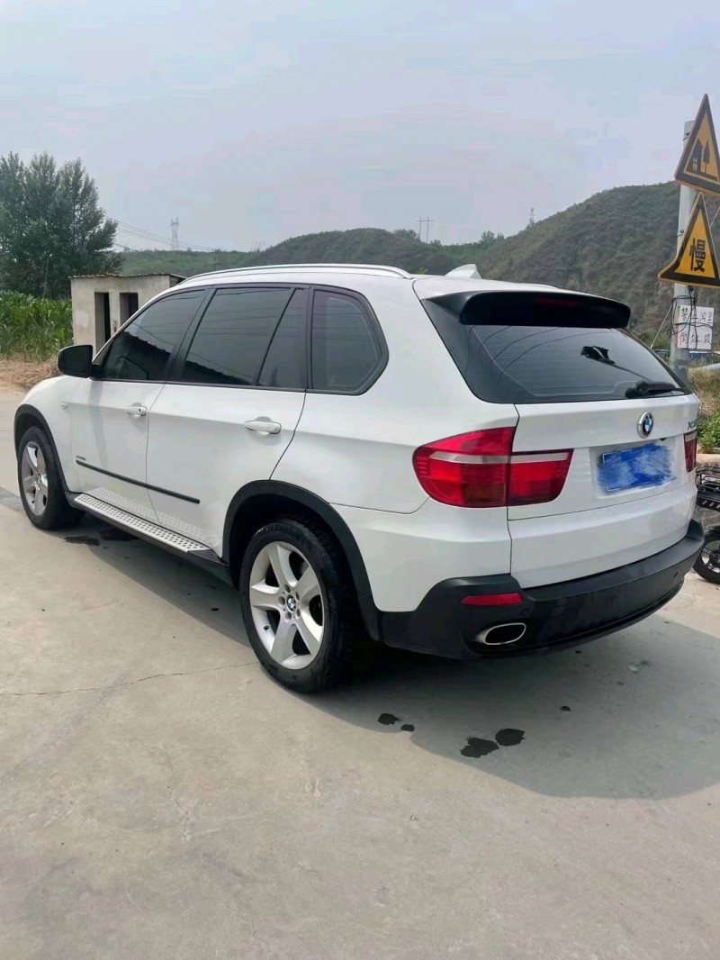 邢台09年宝马X54