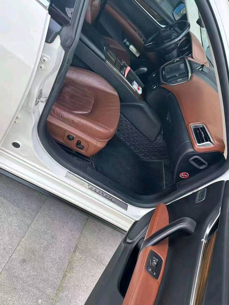 济南14年玛莎拉蒂Ghibli3