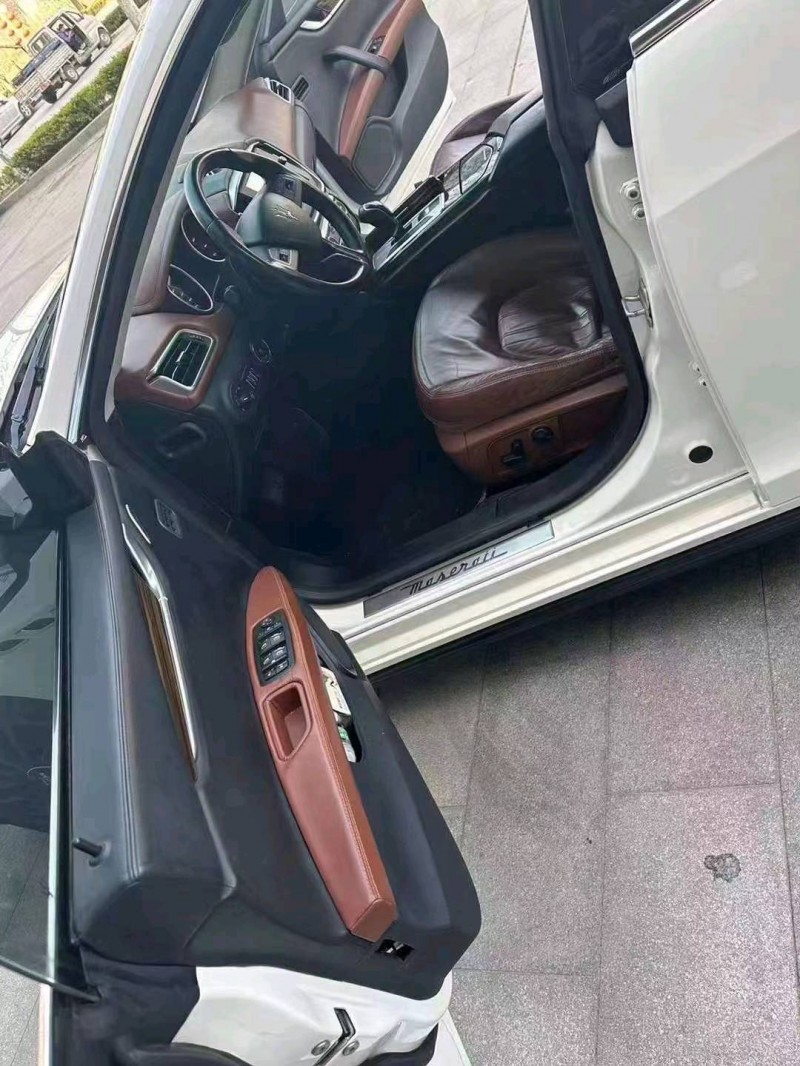 济南14年玛莎拉蒂Ghibli5