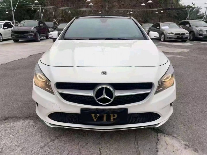 宜昌18年奔驰CLA1