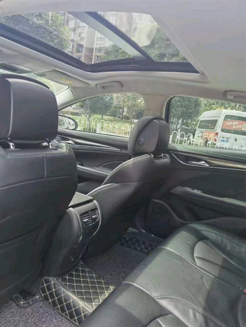 宜昌19年别克君越8