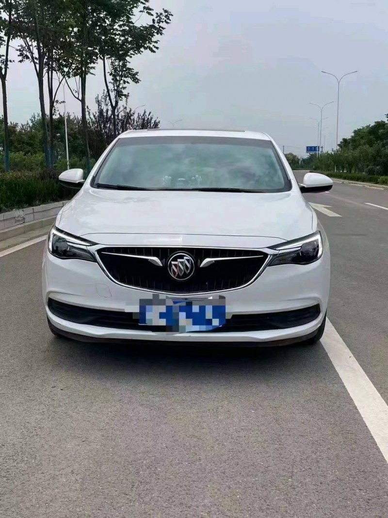 淮南21年别克英朗1