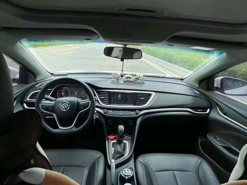 淮南21年别克英朗3