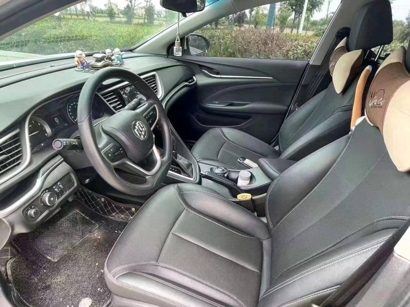 淮南21年别克英朗7