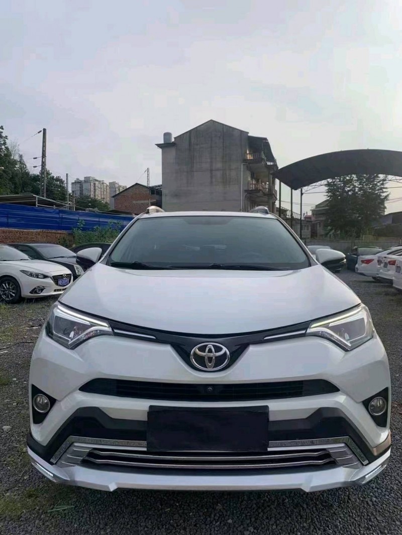 衡阳19年丰田RAV41