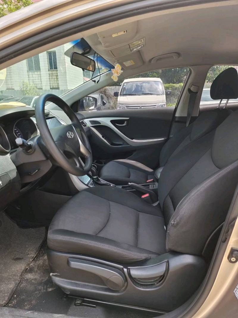 广州16年现代朗动5