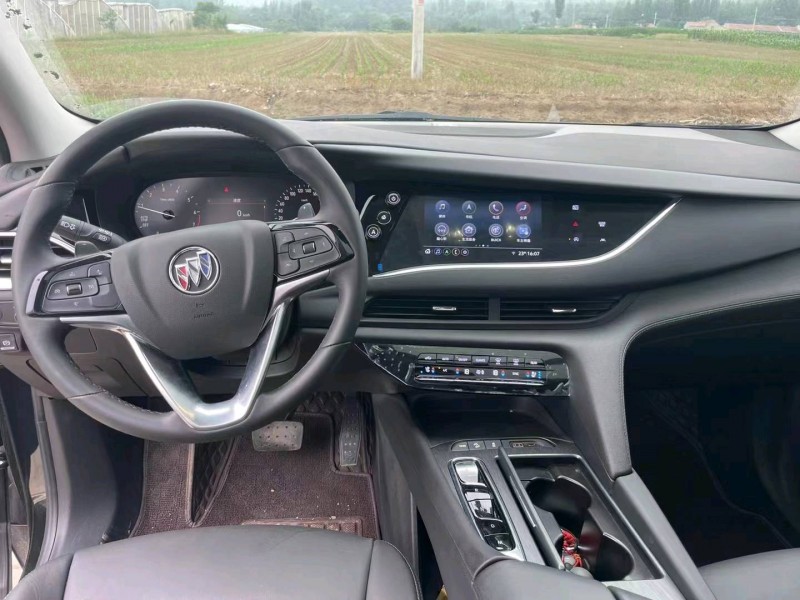 东营22年别克昂科旗5