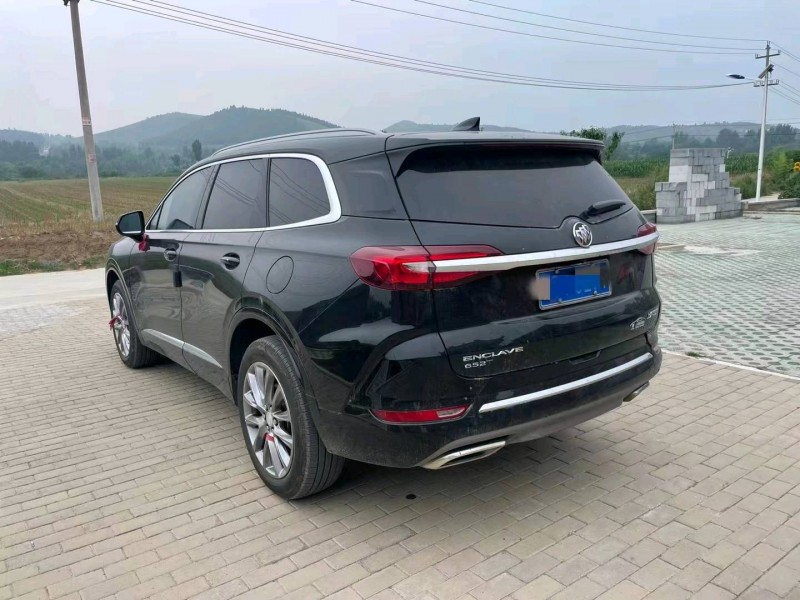 东营22年别克昂科旗7