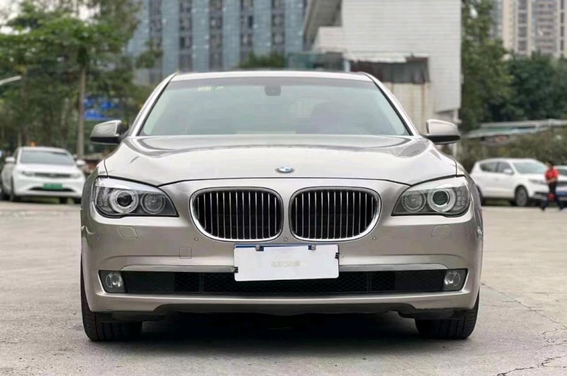 宜昌12年宝马7系1