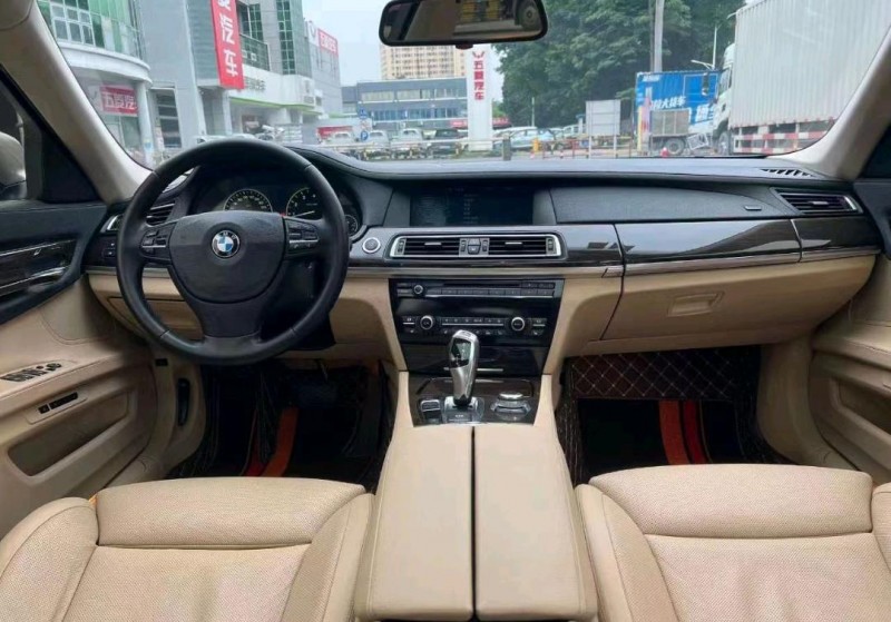 宜昌12年宝马7系2