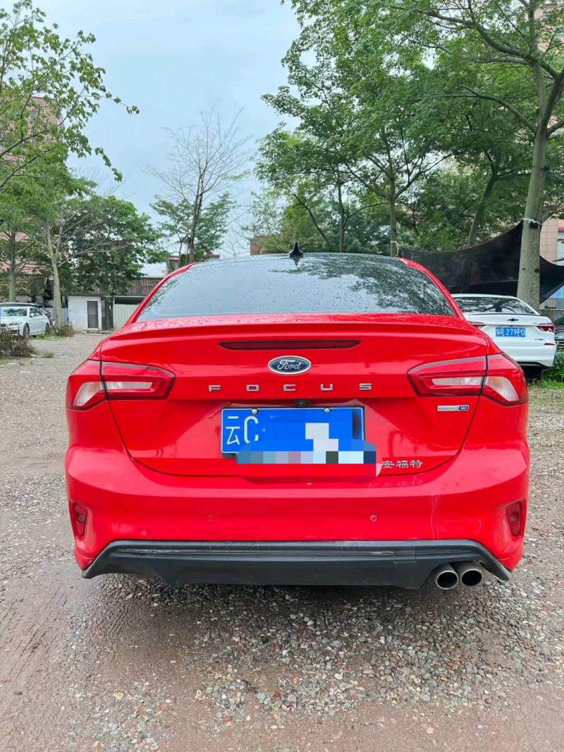 广州20年福特福克斯9