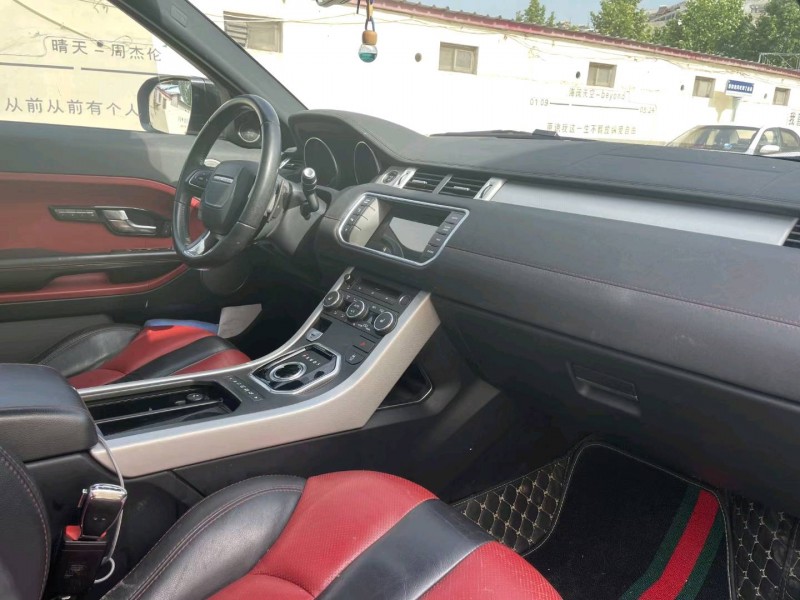 济宁12年路虎极光5