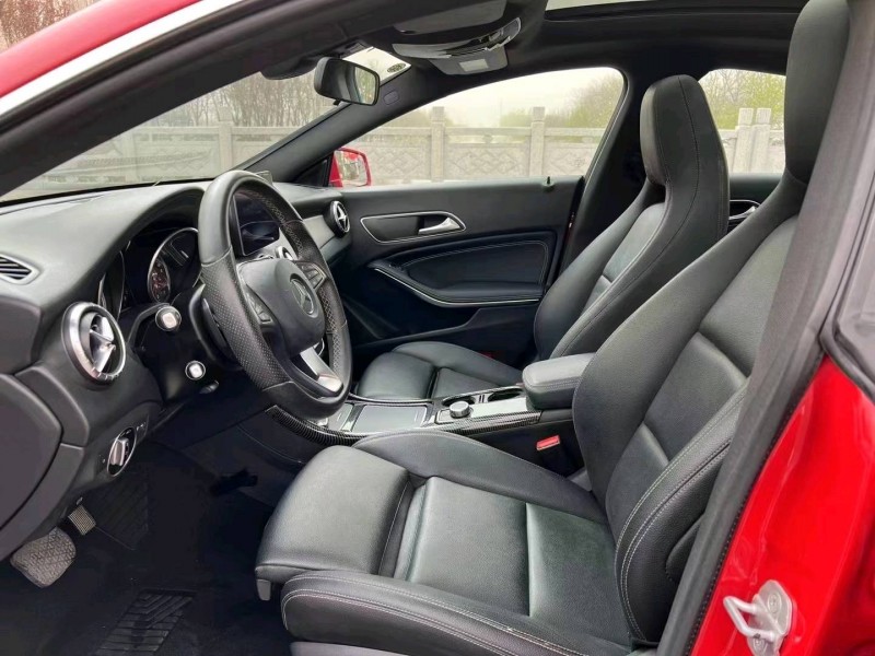 徐州18年奔驰CLA7