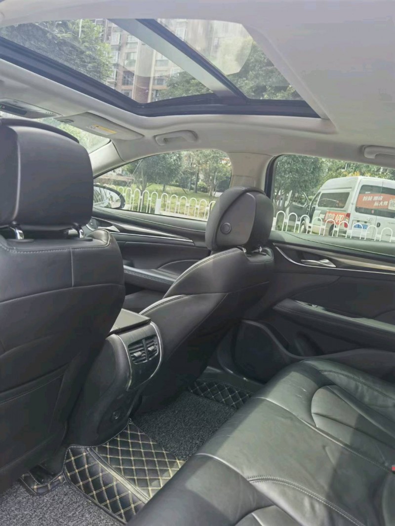 武汉19年别克君越7