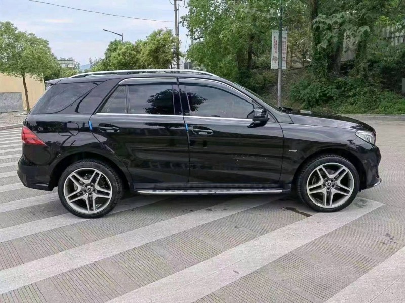 湖州19年奔驰GLE3