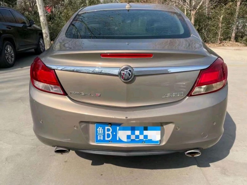 济南13年别克君威8