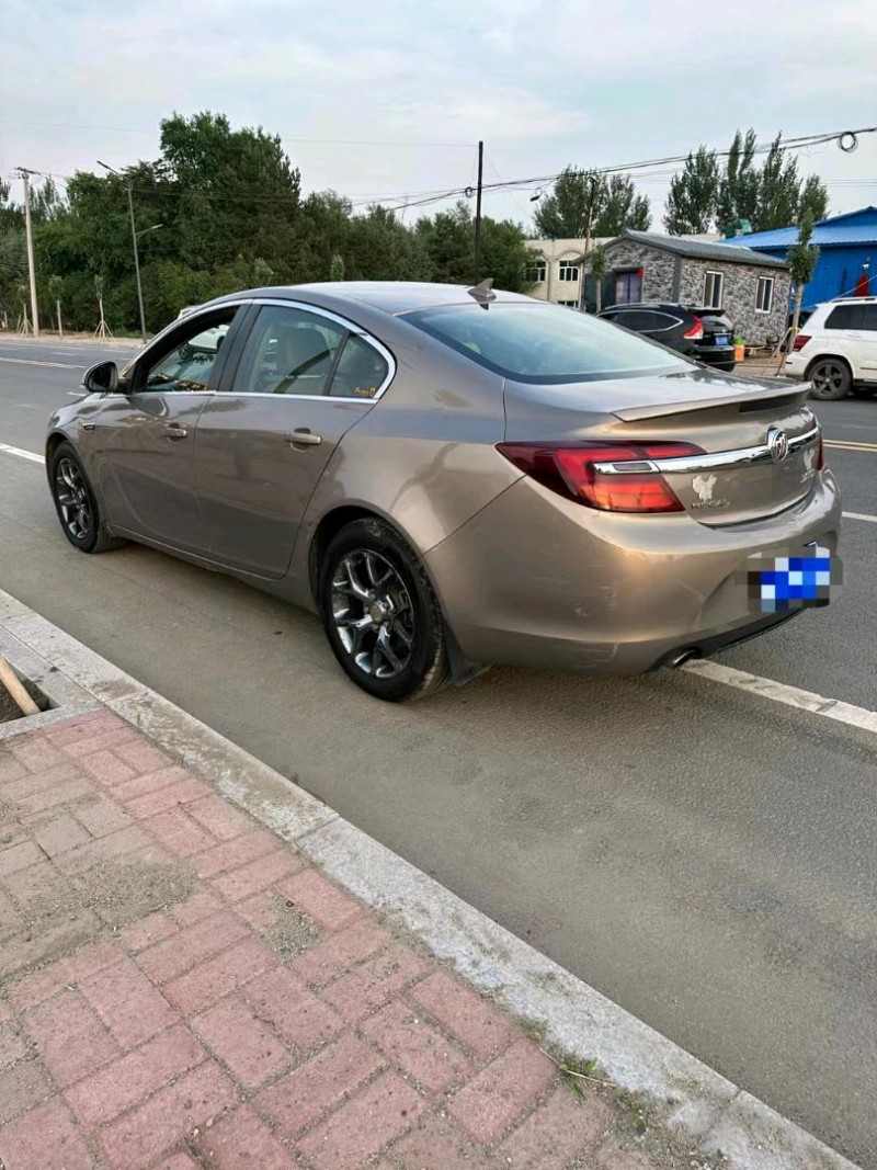 济南15年别克君威2