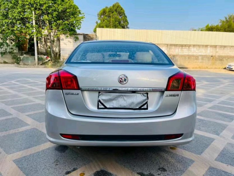 东莞13年别克凯越9