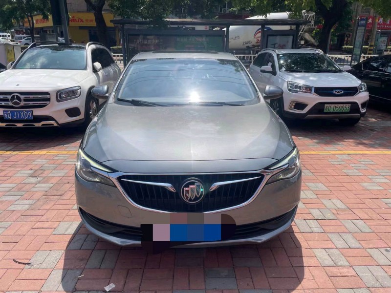 苏州18年别克英朗1