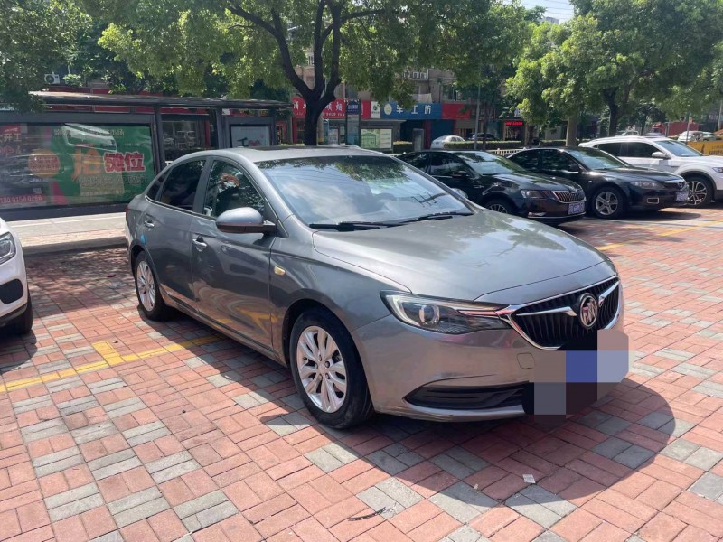 苏州18年别克英朗2