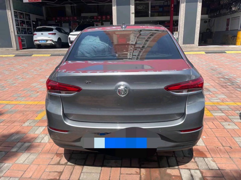 苏州18年别克英朗5