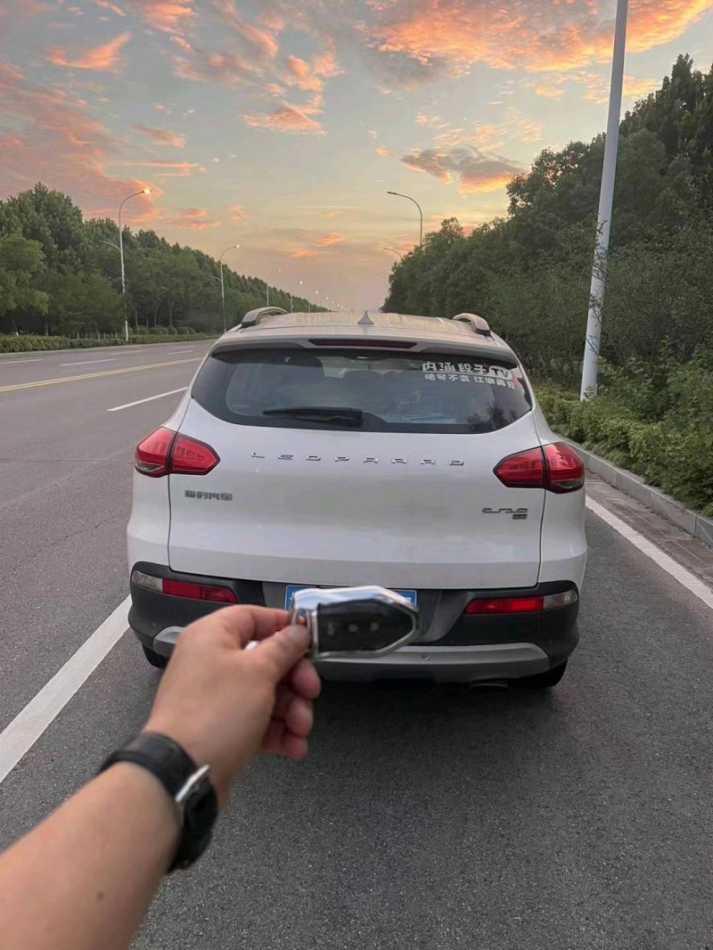 徐州18年獵豹汽車CS103