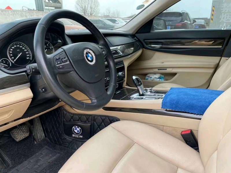 潍坊13年宝马7系6