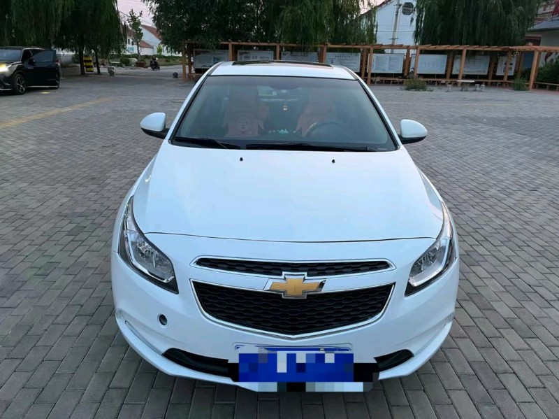 潍坊16年雪佛兰科鲁兹1