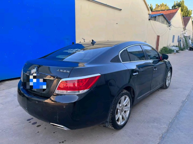 潍坊11年别克君越3