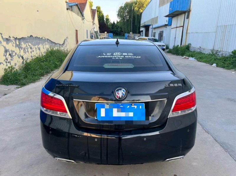 潍坊11年别克君越4