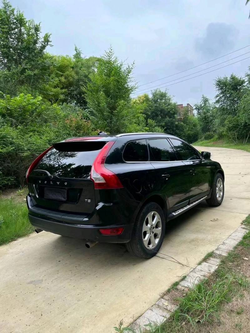 枣庄12年沃尔沃XC608