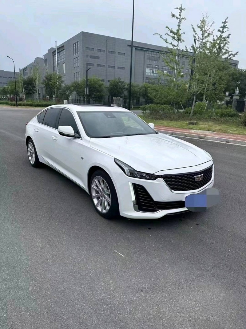 南京20年凱迪拉克CT52