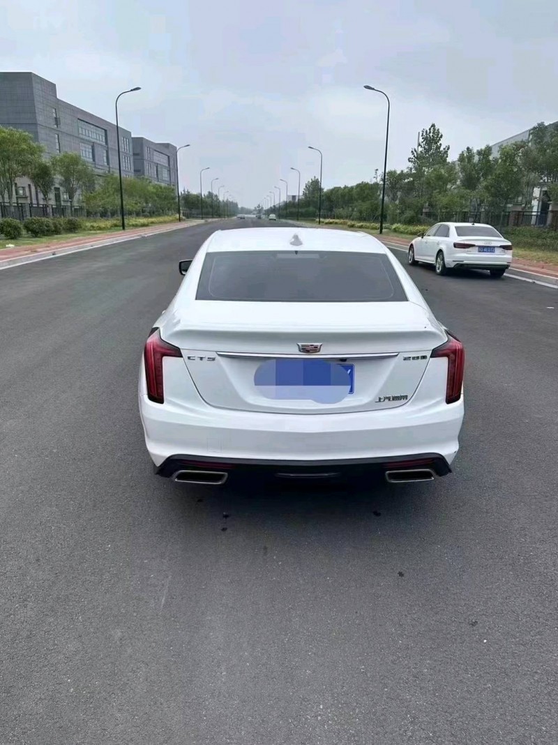 南京20年凱迪拉克CT59