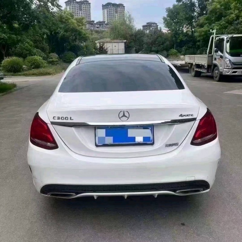 东营19年奔驰C9