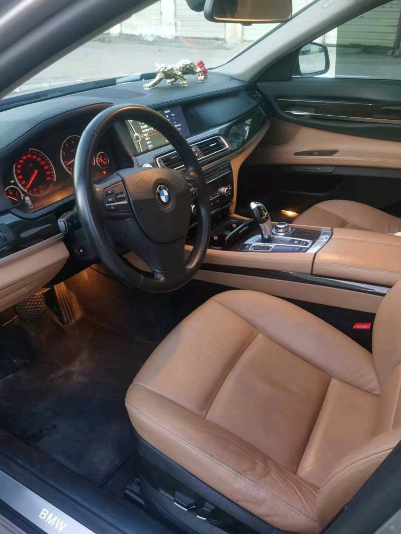 宜昌12年宝马7系7