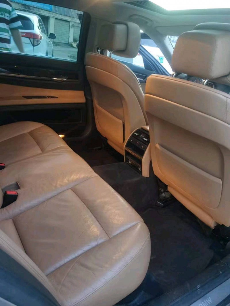 宜昌12年宝马7系9