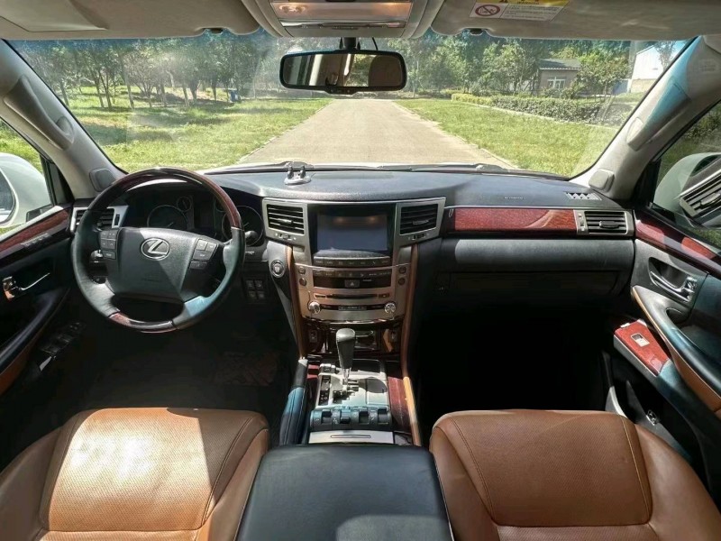 枣庄15年雷克萨斯LX2