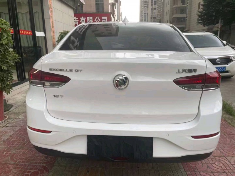 枣庄19年别克英朗3