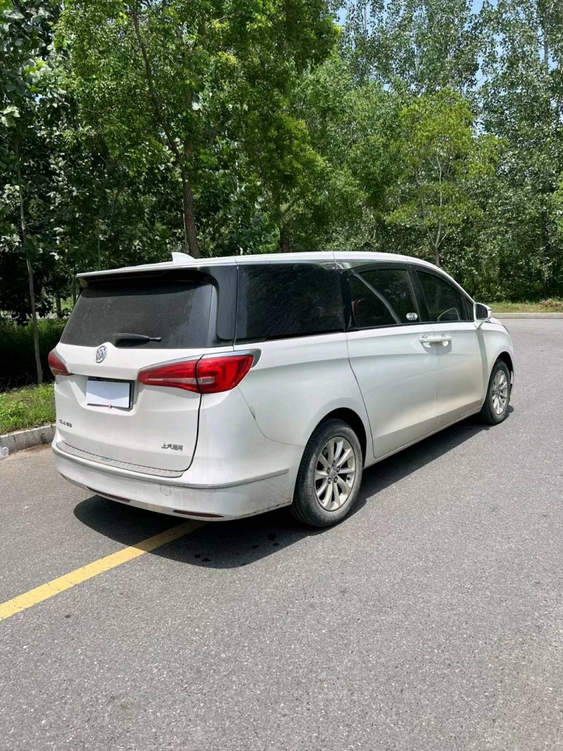 宿迁18年别克GL88