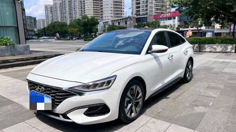 嘉兴19年现代菲斯塔2