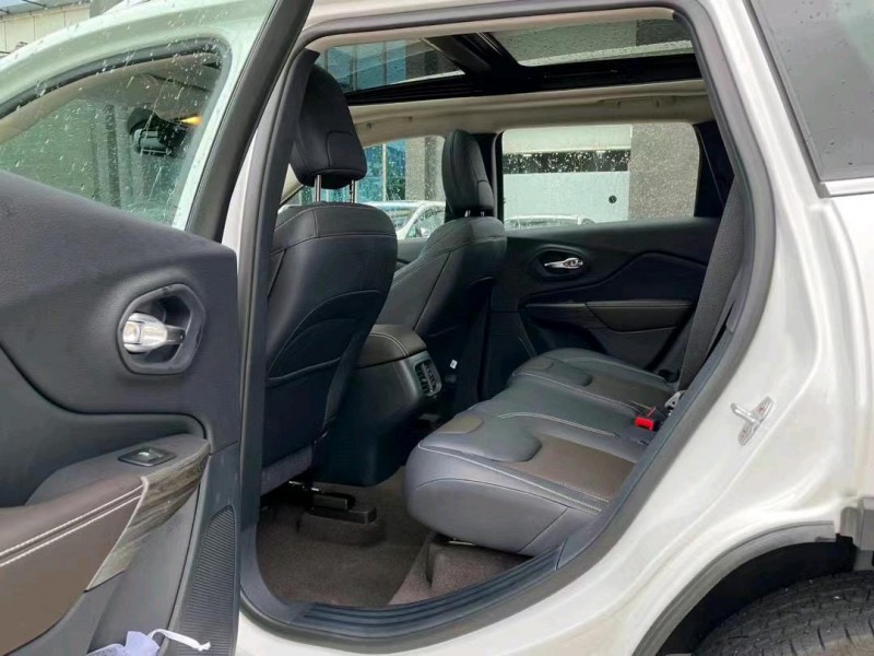 东莞21年Jeep自由光7