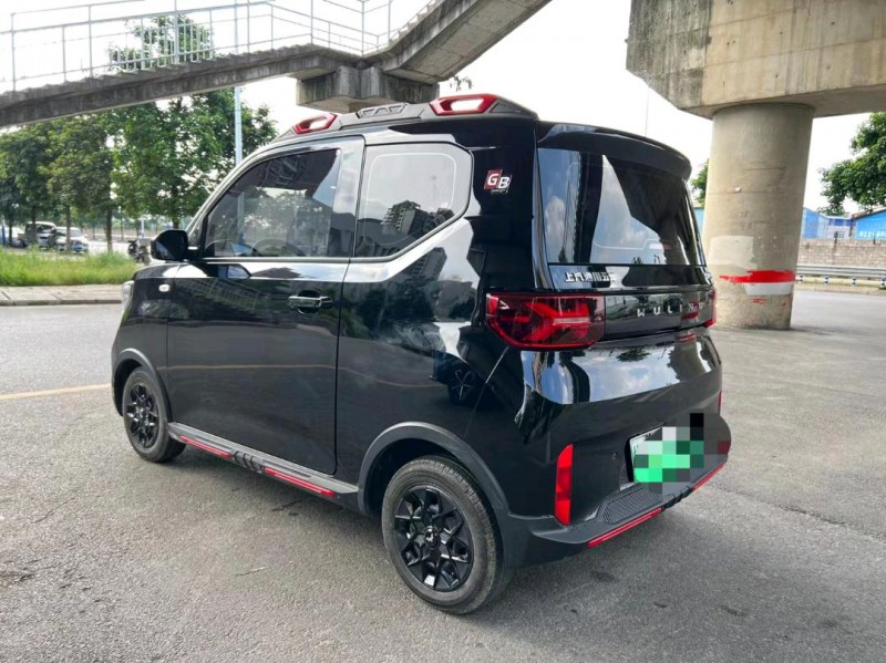 柳州22年五菱汽車GB8