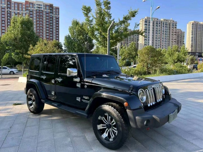 枣庄14年Jeep牧马人8