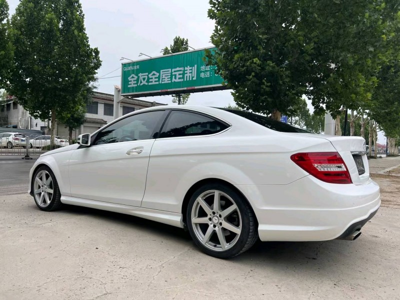 济宁15年奔驰C7