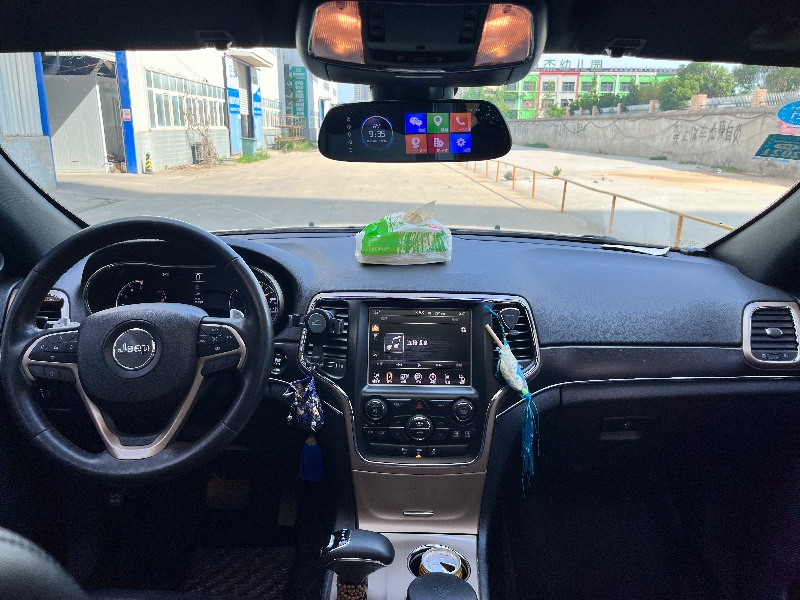 襄陽17年Jeep大切諾基5