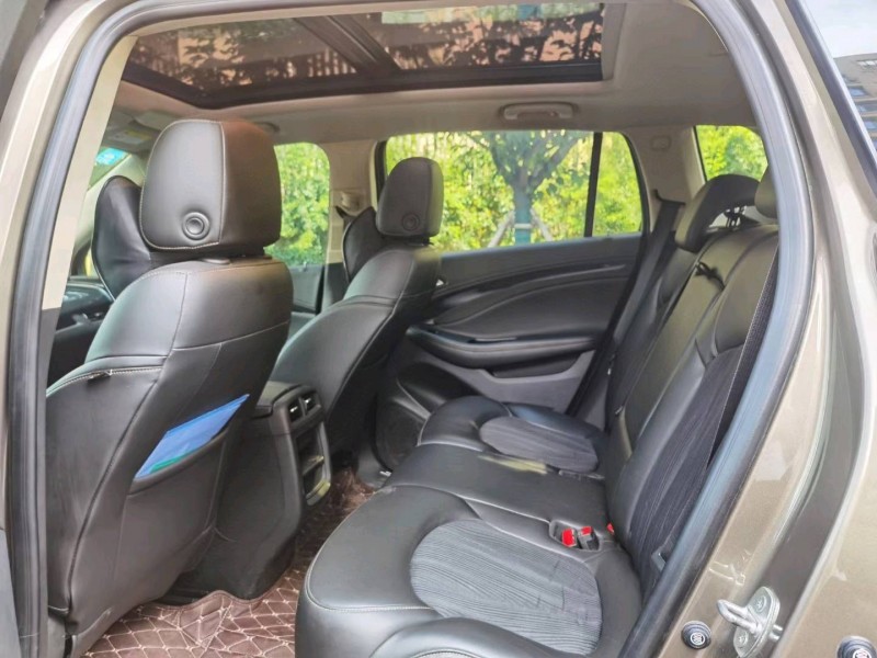 苏州16年别克昂科威5