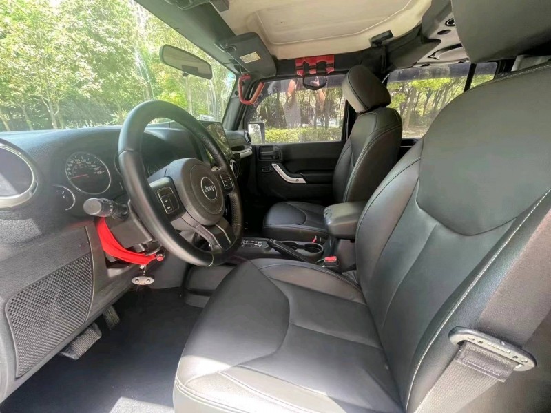 宜昌17年Jeep牧马人7