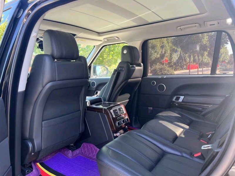 济南17年路虎揽胜行政6