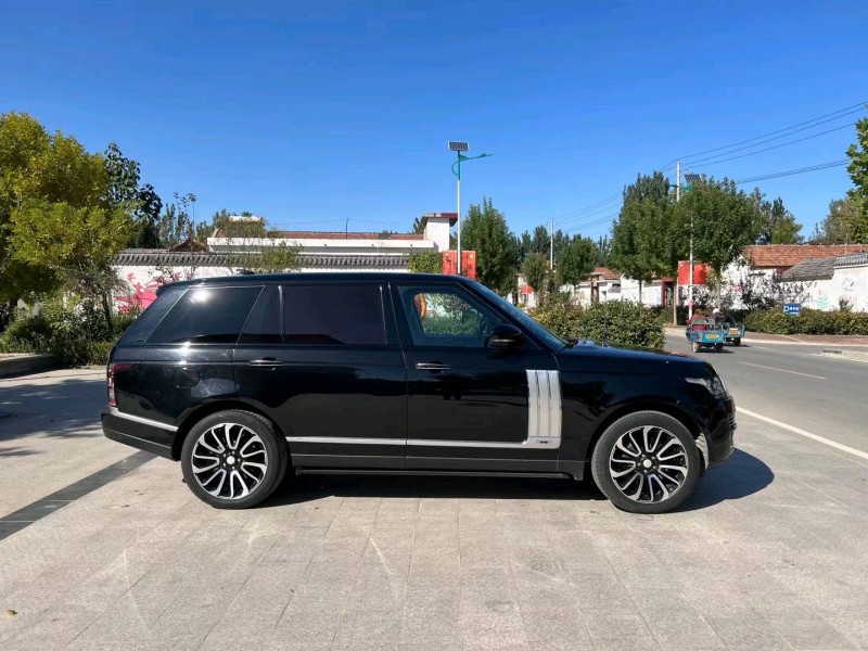 济南17年路虎揽胜行政7